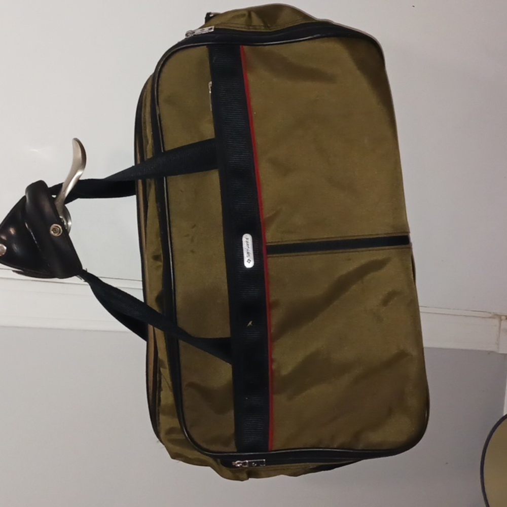 Samsonite large duffle